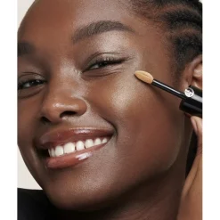 Armani Teint Luminous Silk Acqua Highlighter von