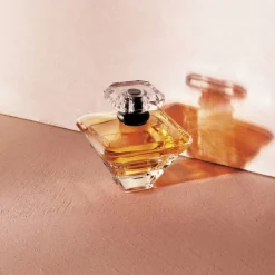 Lancu00F4me Trésor Eau de Parfum Spray von Lancôme Discount
