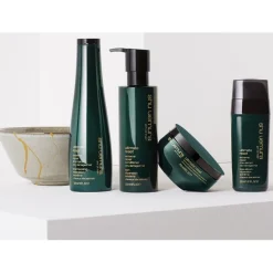 Shu Uemura Ultimate Reset Extreme Repair Shampoo von