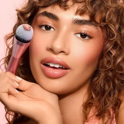 Real Techniques Wangenpinsel Power Pigment Blush Brush von