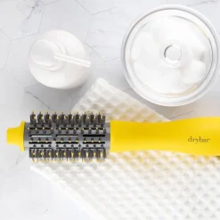 Drybar Warmluftbürsten The Half Shot Small Round Blow-Dryer Brush von