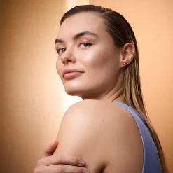 Catrice Wonder Woman Multiglow Magic Highlighter von New